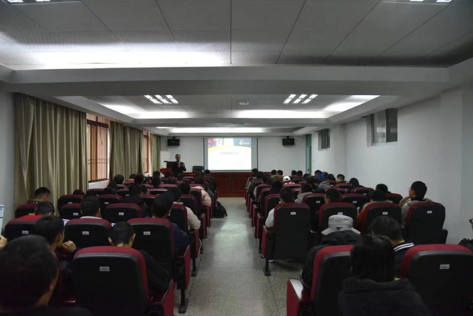 edfe5ec63dd54d5f97908b497e392b7b.jpg Cache_-673e8056a37471b2..jpg